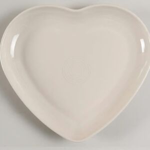 Fiesta Linen Heart Plate 9 Inch